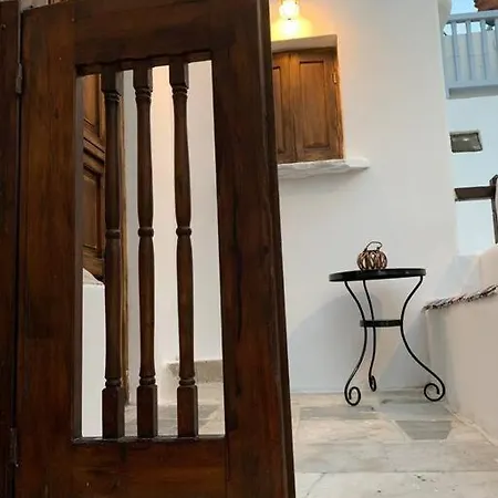בית נופש Traditional In The Heart Of Mykonos!