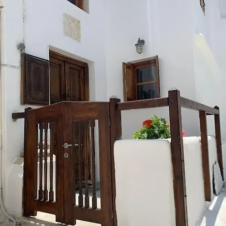 Traditional In The Heart Of Mykonos! 別荘
